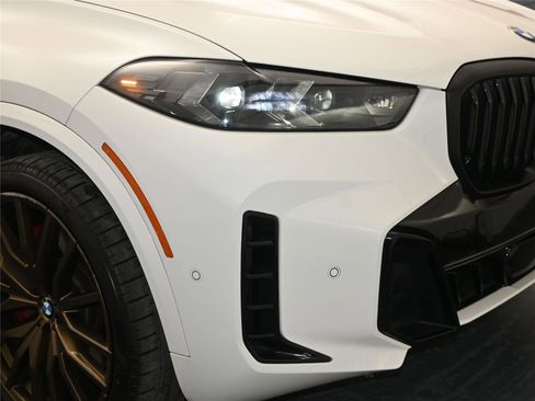 Used 2024 BMW X5 xDrive40i w/ Executive Package image 16