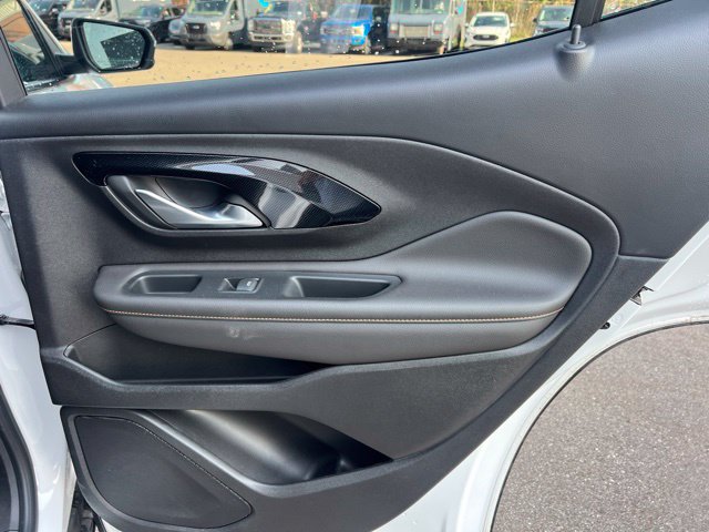 Used 2022 GMC Terrain AT4 AWD/4WD image 13