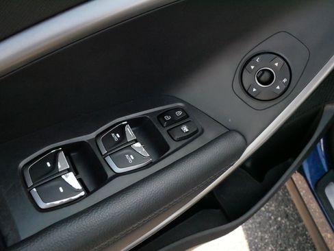 Used 2018 Hyundai Santa Fe Sport AWD/4WD image 19