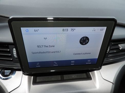 Used 2023 Ford Explorer XLT RWD image 21