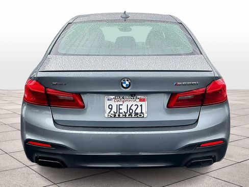 Used 2020 BMW M550i xDrive image 7