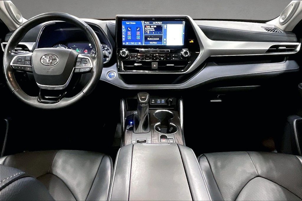 Used 2022 Toyota Highlander Platinum AWD/4WD image 8