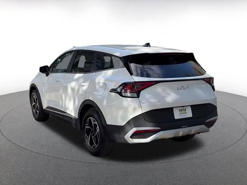 Used 2025 Kia Sportage LX image 11