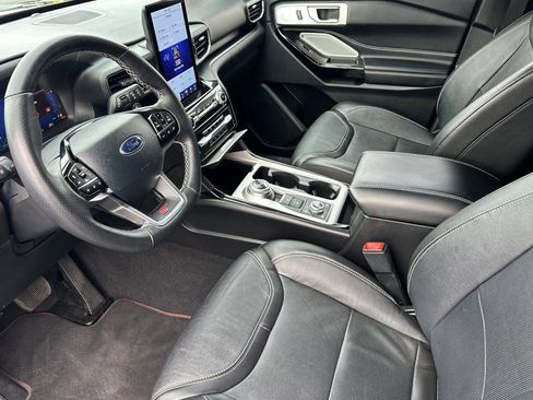 Certified 2023 Ford Explorer ST w/ Equipment Group 401A image 9