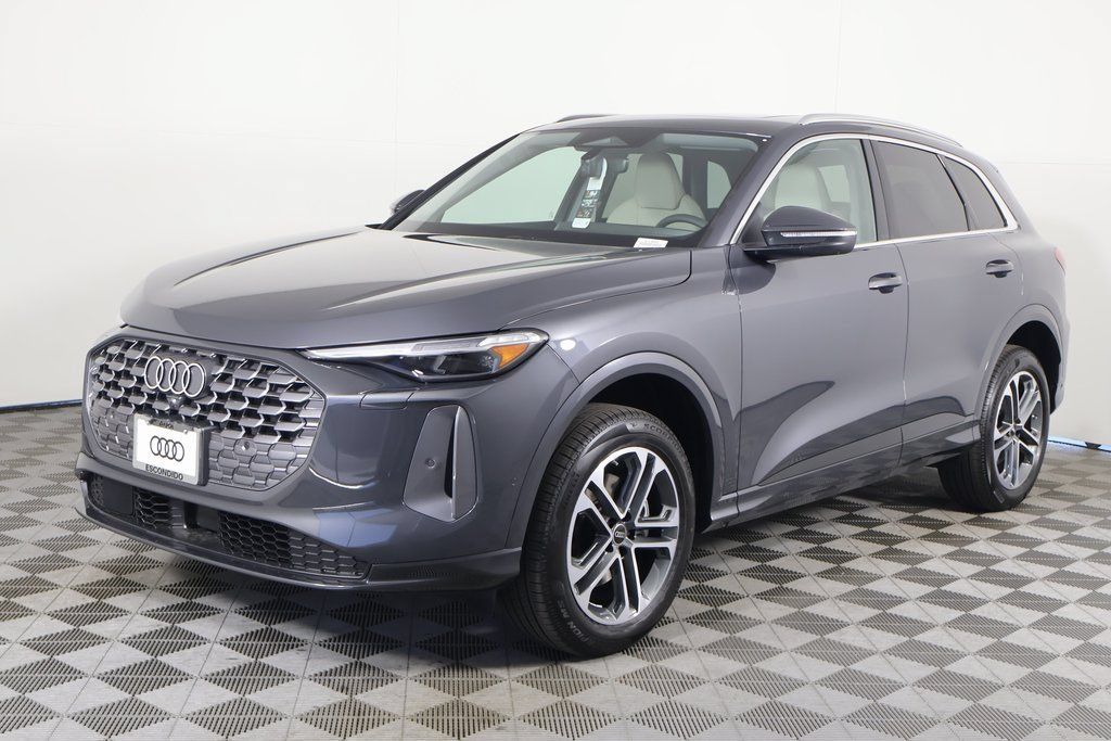 New 2026 Audi Q5 Premium Plus AWD/4WD image 1