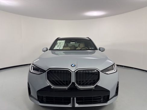 New 2026 BMW X3 xDrive30 w/ Premium Package image 2