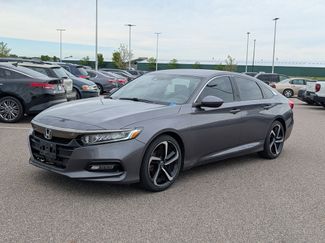 Used 2018 Honda Accord Sport video 2