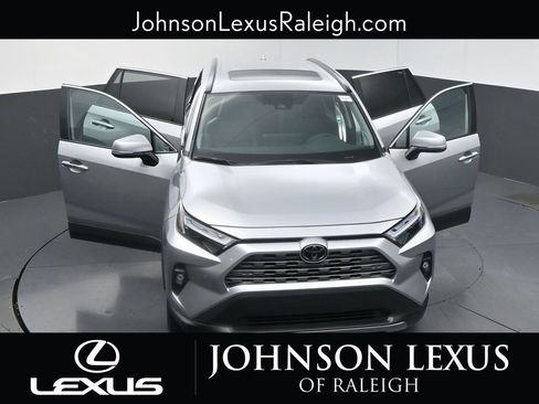 Used 2023 Toyota RAV4 Limited FWD image 29