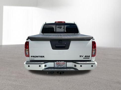 Used 2020 Nissan Frontier SV w/ Midnight Edition Floor Mats AWD/4WD image 4