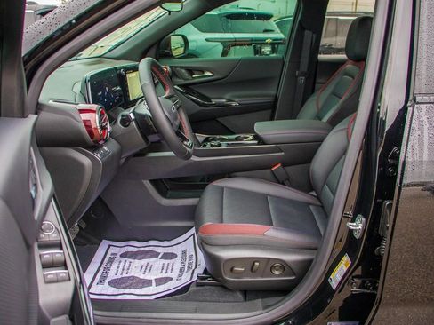 New 2026 Chevrolet Equinox RS w/ Convenience Package III FWD image 30