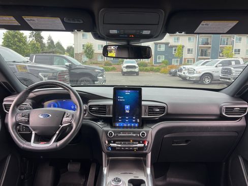 Used 2020 Ford Explorer ST w/ Premium Technology Package AWD/4WD image 10