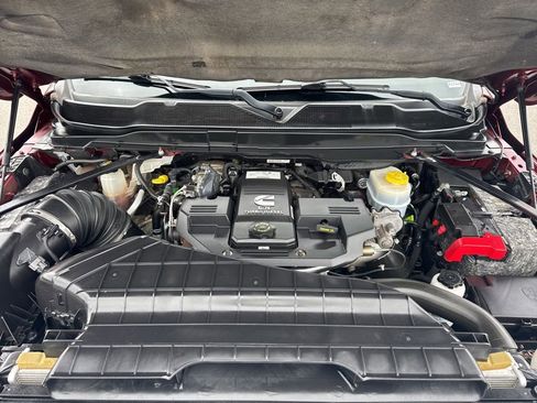 Used 2019 RAM 3500 Laramie image 10