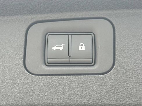 Used 2026 INFINITI QX80 4WD w/ Sport Exterior Package image 16