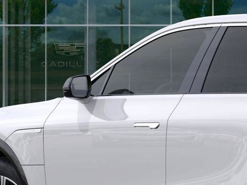 New 2025 Cadillac Lyriq Luxury image 36