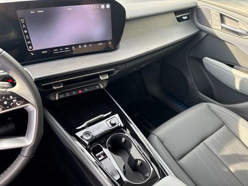 New 2026 Audi Q3 quattro 2.0T AWD/4WD image 25