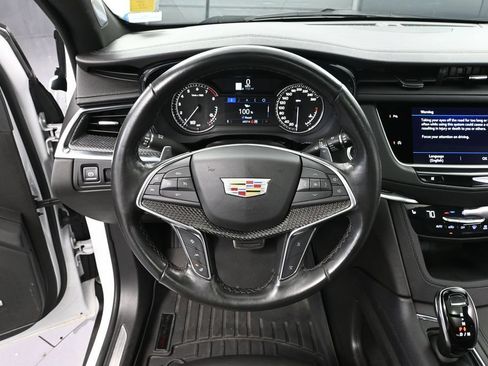 Used 2023 Cadillac XT5 Sportv AWD/4WD image 29