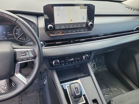 Used 2024 Mitsubishi Outlander SE AWD/4WD image 22
