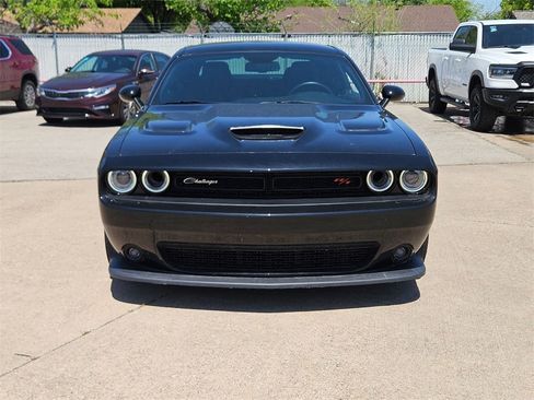Used 2023 Dodge Challenger R/T Scat Pack image 2