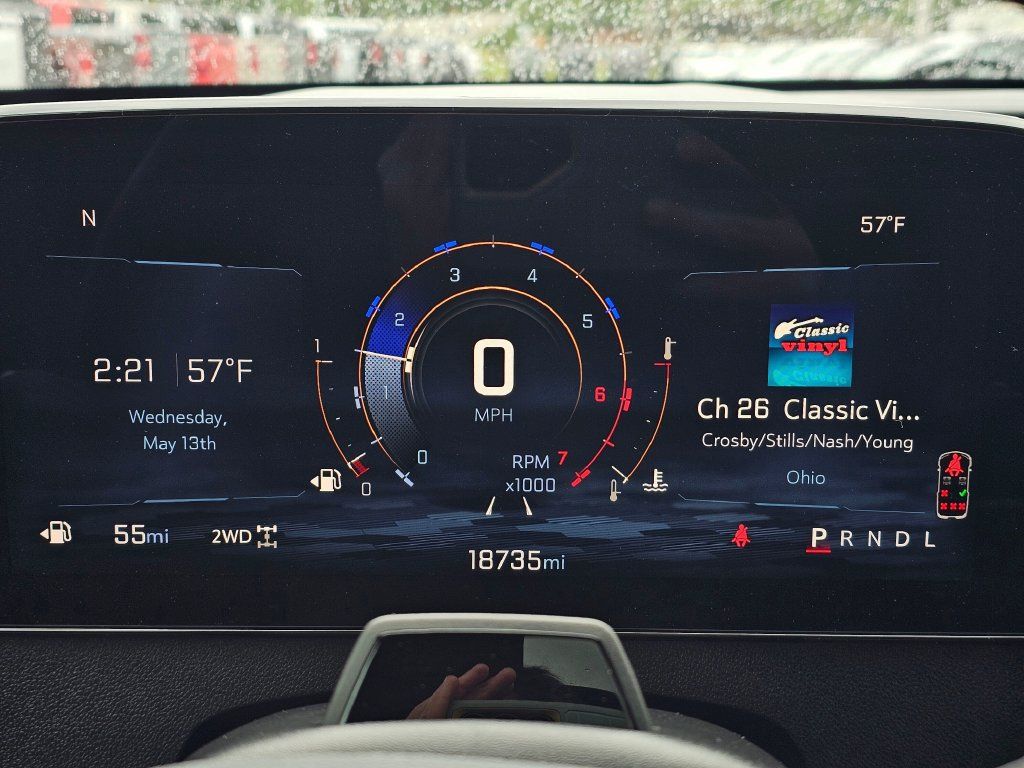 Used 2024 Chevrolet Traverse RS AWD/4WD image 29