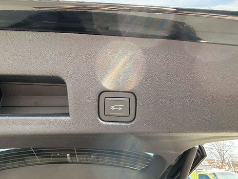 New 2026 Buick Enclave Sport Touring w/ Super Cruise Package AWD/4WD image 13