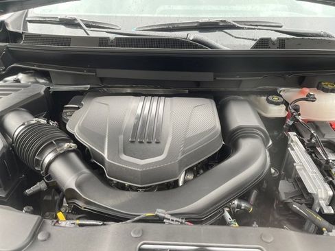 New 2025 Chevrolet Traverse RS w/ LPO, Floor Liner Package image 17