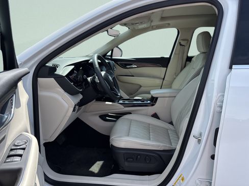 Used 2021 Buick Envision Avenir w/ Technology Package II AWD/4WD image 11