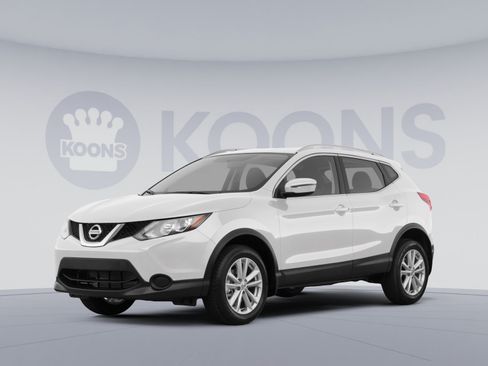 Used 2017 Nissan Rogue SV AWD/4WD image 1