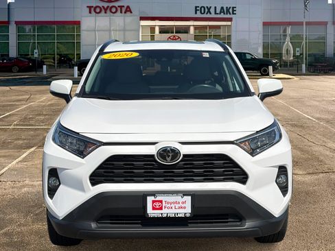 Used 2020 Toyota RAV4 XLE Premium AWD/4WD image 8