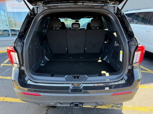 New 2026 Ford Explorer 4WD Police Interceptor image 39