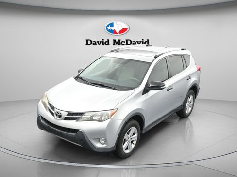 Used 2013 Toyota RAV4 XLE FWD image 37