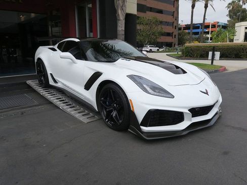 Used 2019 Chevrolet Corvette ZR1 RWD image 50