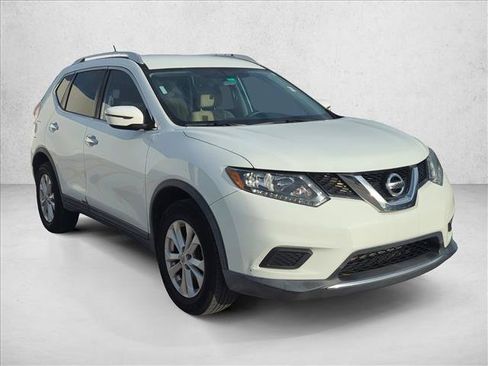 Used 2016 Nissan Rogue SV FWD image 3