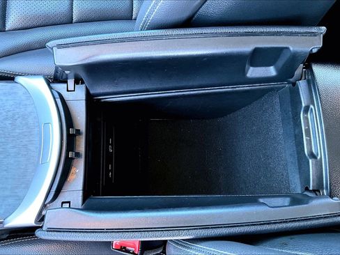 Used 2022 Mercedes-Benz GLC 300 image 24