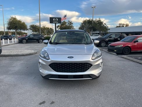 Used 2020 Ford Escape SEL image 6