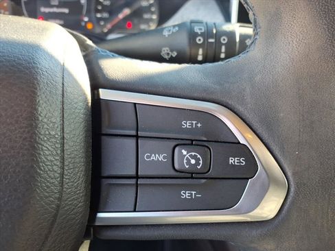 Used 2022 Jeep Compass Latitude image 44