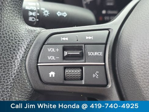 Certified 2023 Honda HR-V LX image 28
