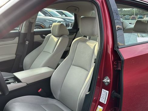 Used 2020 Honda Accord LX image 10