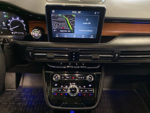 Used 2020 Lincoln Corsair Reserve w/ Equipment Group 201A image 24