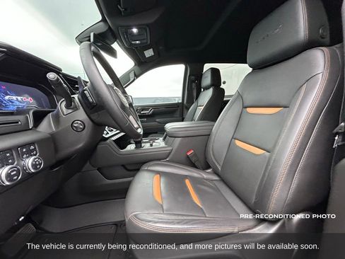 Used 2025 GMC Sierra 1500 AT4 image 11