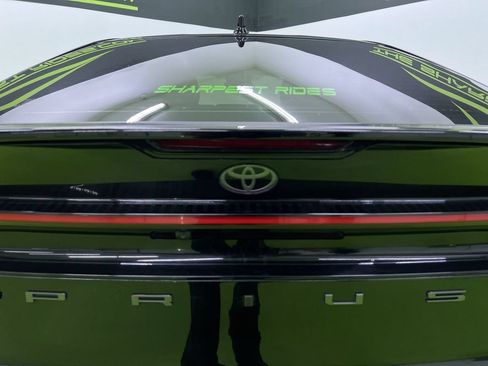 Used 2025 Toyota Prius LE AWD/4WD image 12