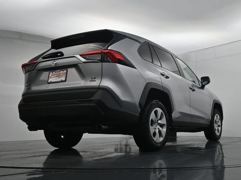 Used 2024 Toyota RAV4 LE AWD/4WD image 36