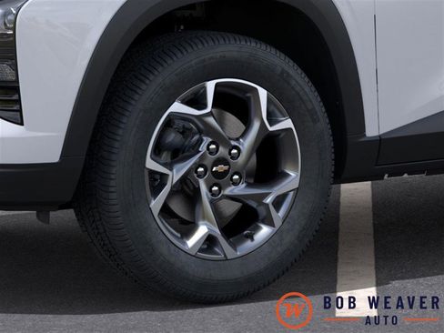 New 2026 Chevrolet Trax LT w/ Driver Confidence Package FWD image 11