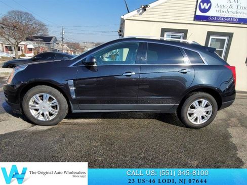 Used 2011 Cadillac SRX Luxury image 7