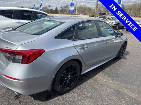 Used 2024 Honda Civic Sport image 8