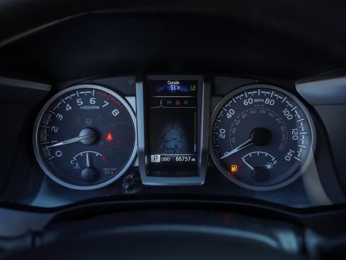 Used 2021 Toyota Tacoma SR5 image 26