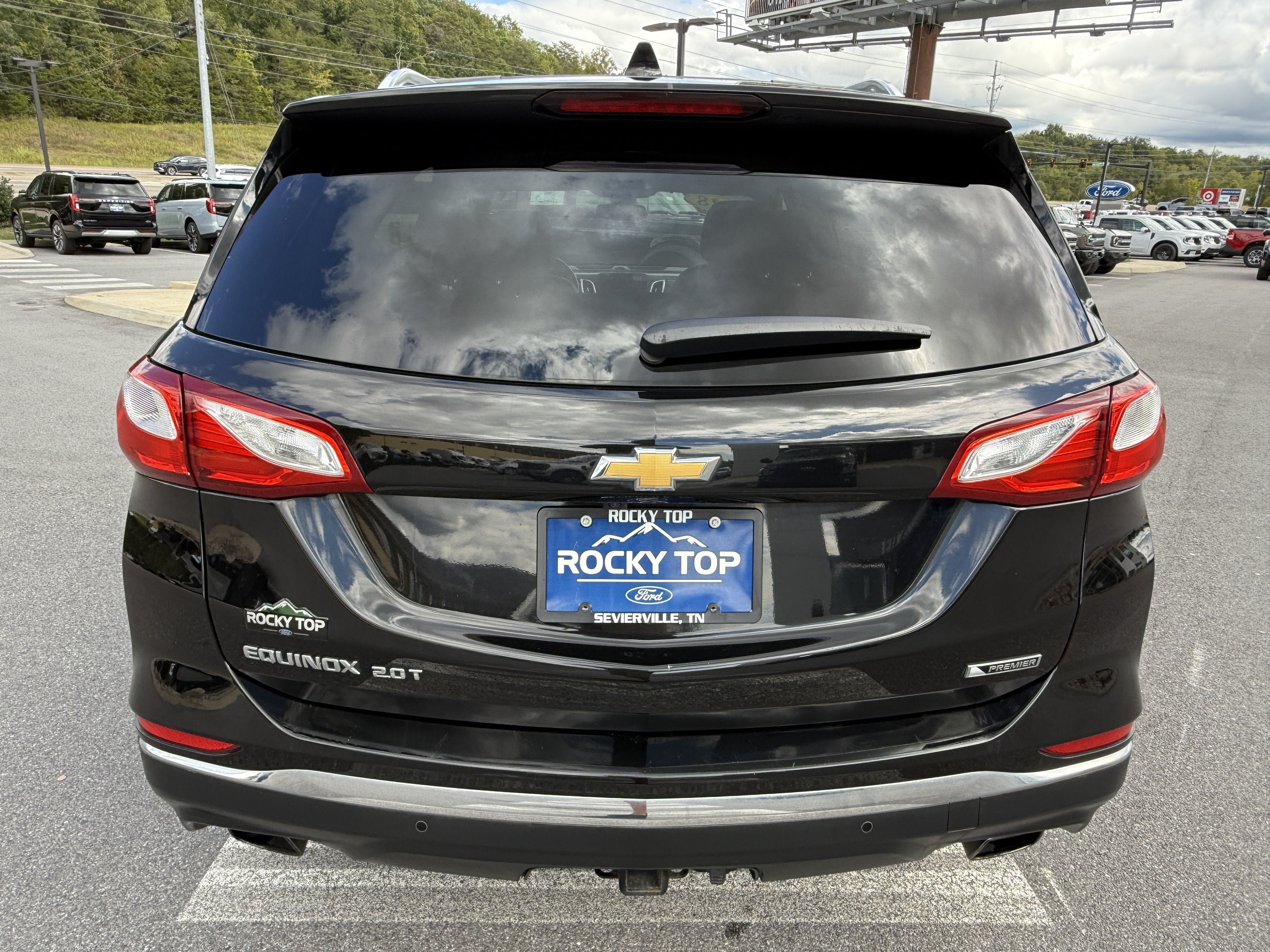 Used 2018 Chevrolet Equinox Premier FWD image 7
