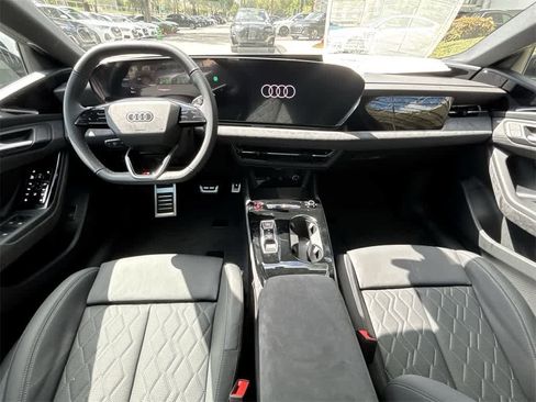 New 2025 Audi S6 e-tron Premium Plus image 10