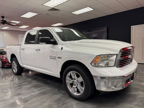 Used 2017 RAM 1500 Lone Star AWD/4WD image 5