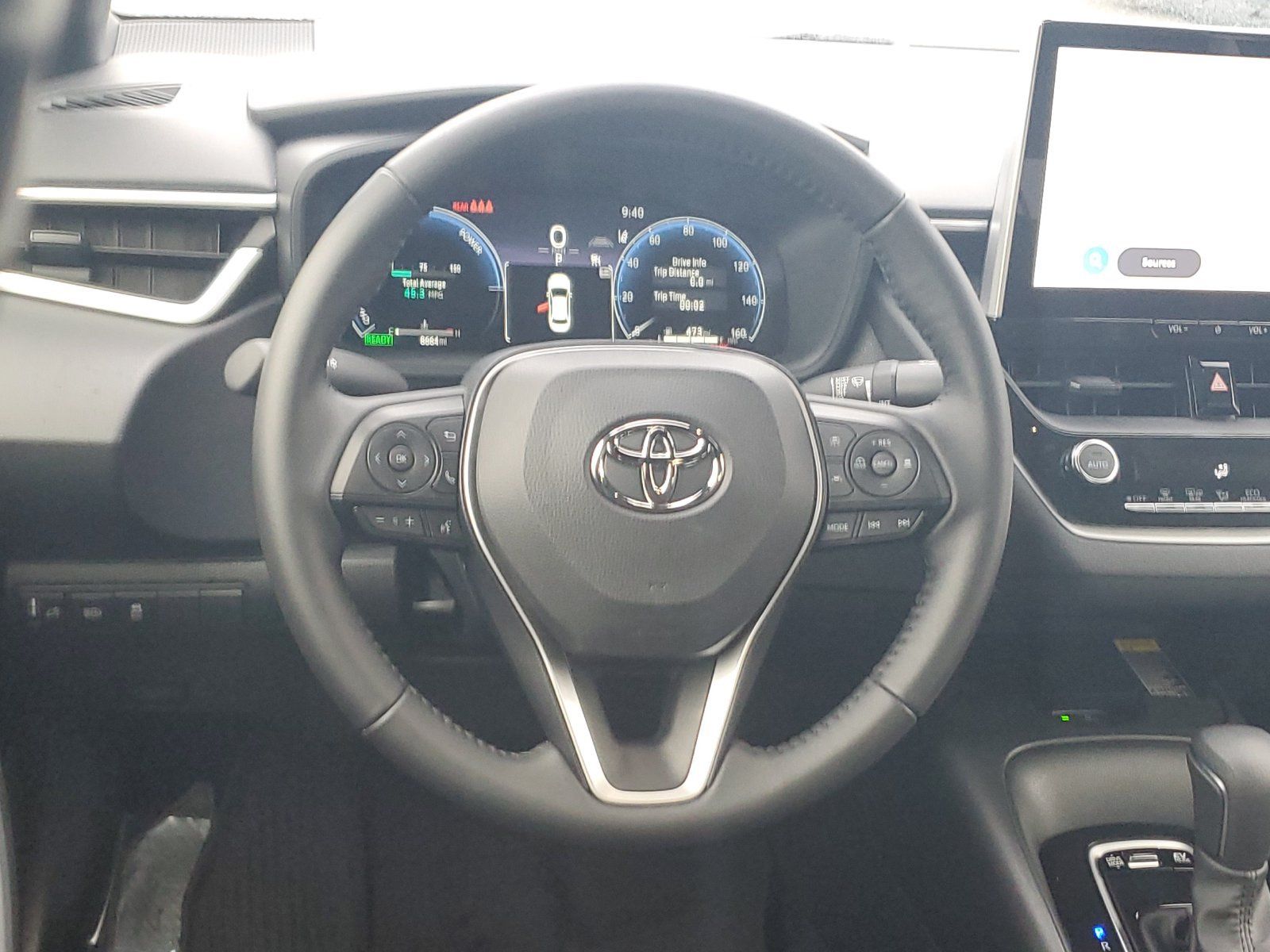 Certified 2026 Toyota Corolla SE w/ SE Premium Package FWD image 12