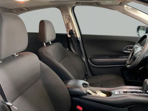 Used 2017 Honda HR-V EX image 30